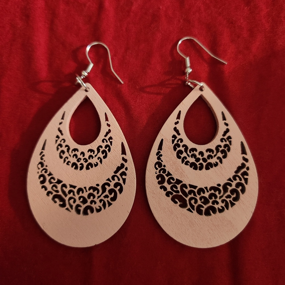 New wooden pink and black leopard print teardrop fashion earrings